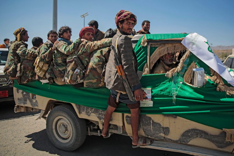 Expertos de la ONU apuntan que todas las partes en el conflicto de Yemen habrían cometido crímenes de guerra
