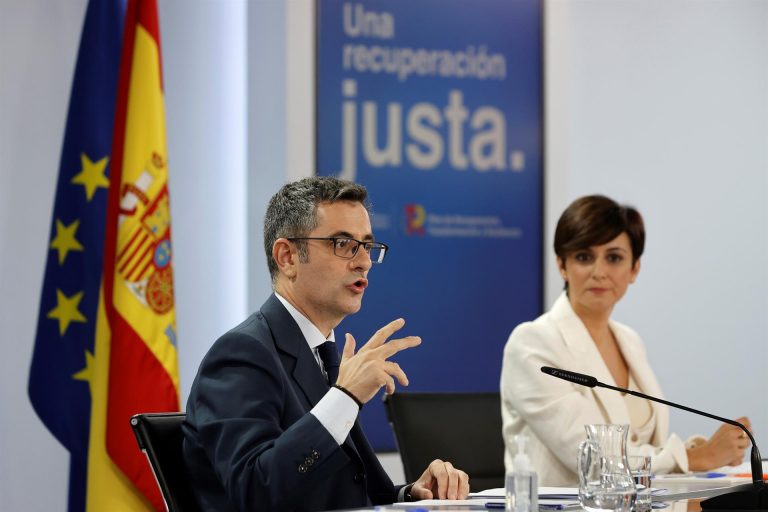 El Gobierno aprueba un plan de ayudas para La Palma de casi 214 millones de euros