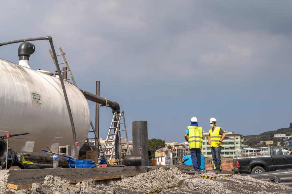 Problemas en el bombeo retrasan el suministro de agua desde desaladoras