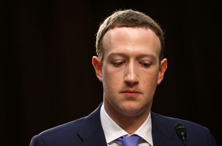 Zuckerberg pierde 6.000 millones de dólares tras el ‘apagón’ de Whatsapp, Facebook e Instagram