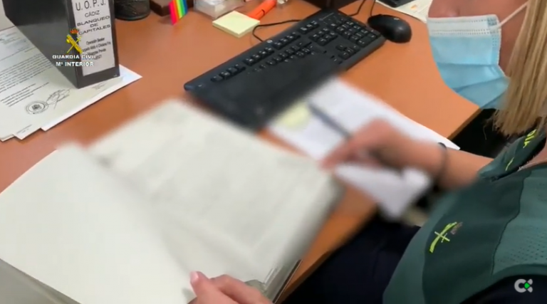 Arrestan a la subdirectora de un banco por estafar 1.700.000 euros