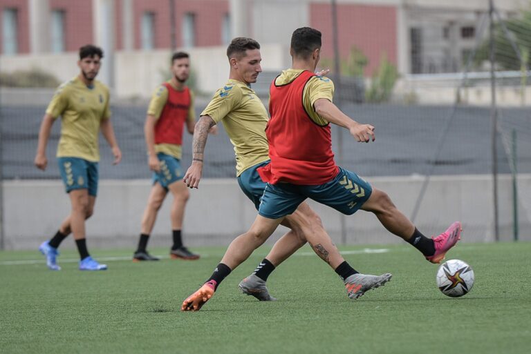 Difícil visita para Las Palmas Atlético ante un CD Coria en racha