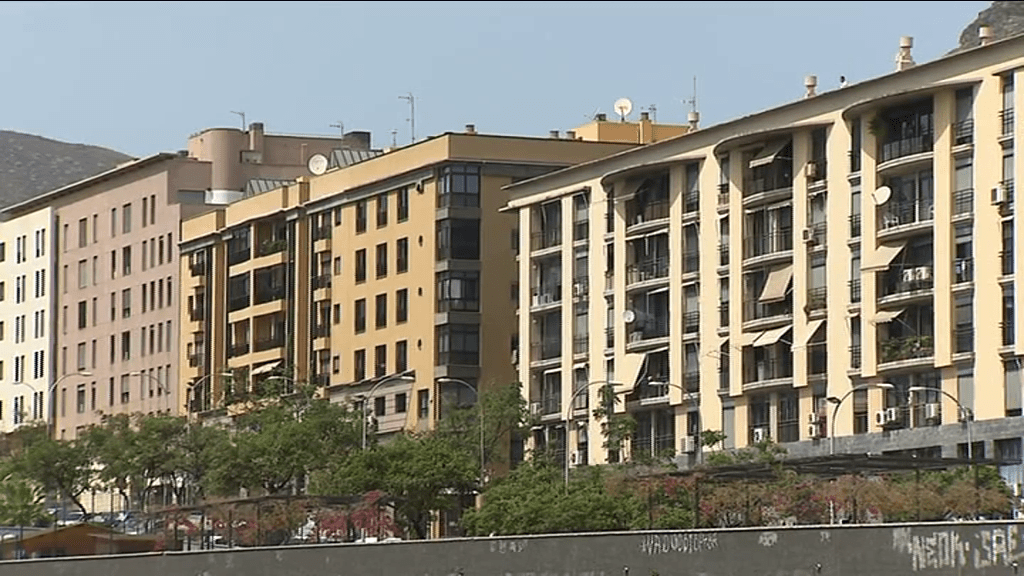 La compraventa de viviendas alcanzó las 49.884 operaciones el pasado agosto, un 57,9 % más que en el mismo mes de 2020