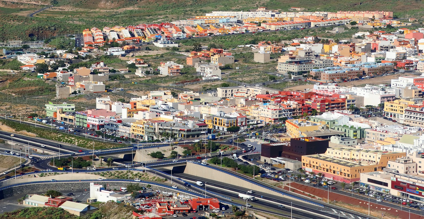 Tres menores detenidos en el sur de Tenerife como presuntos autores de 12 robos