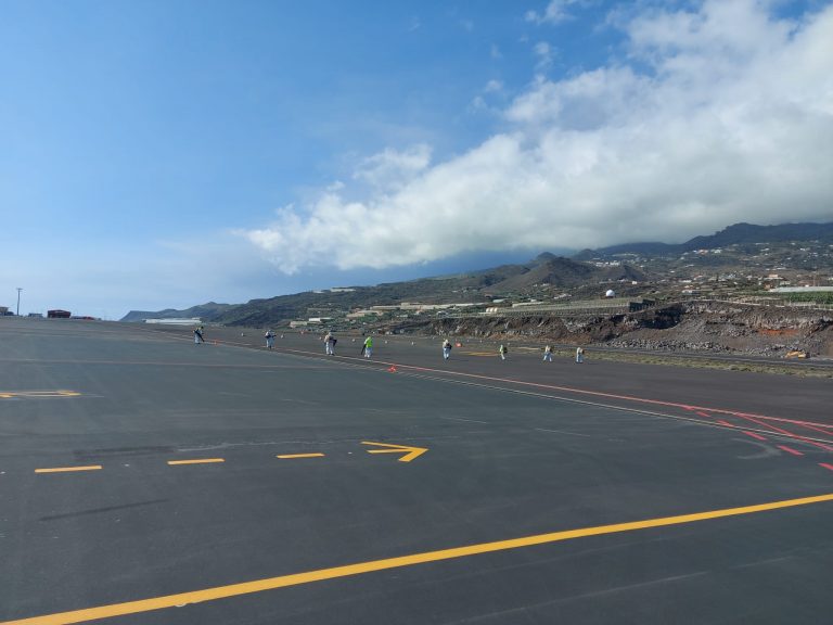 Binter paraliza su operativa con La Palma por sexto día consecutivo