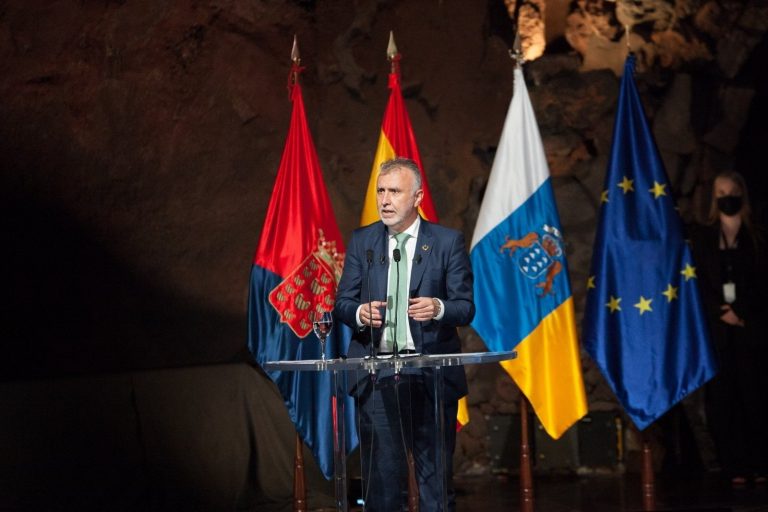 La sociedad isleña se une en el Pacto de los Jameos para alcanzar una Canarias sostenible