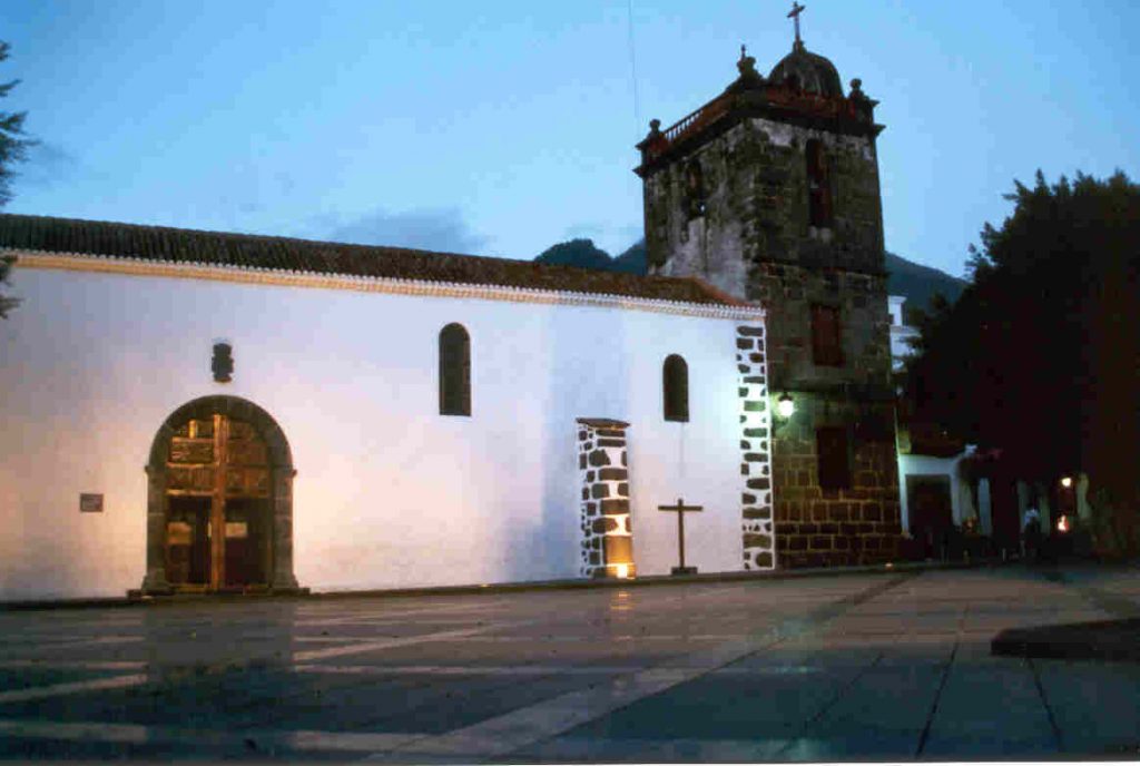 El reloj de la Iglesia de Los Llanos de Aridane, La Palma, que servirá para cerrar el 2021 en Canarias cumplirá 170 años este próximo 2022
