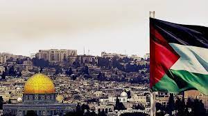 Un grupo de palestinos ataca a dos ciudadanos israelíes y queman su coche en Ramala