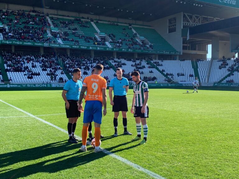 El Panadería Pulido sale goleado de Córdoba por el líder (4-0)