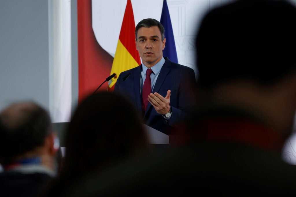 Sánchez da por cumplidos el 42,7 % de los compromisos de investidura