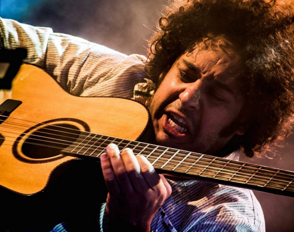 El guitarrista Diego Figueiredo actúa en Tenerife y en Gran Canaria