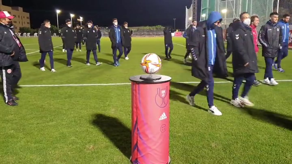 El CD Tenerife salva el pase a segunda ronda en la prórroga (1-2)