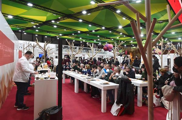 FITUR pronostica una buena temporada turística al superar las 110.000 visitas