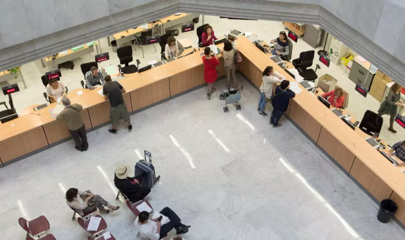 CCOO pide al Gobierno regional sentarse en la mesa de negociación de los empleados públicos