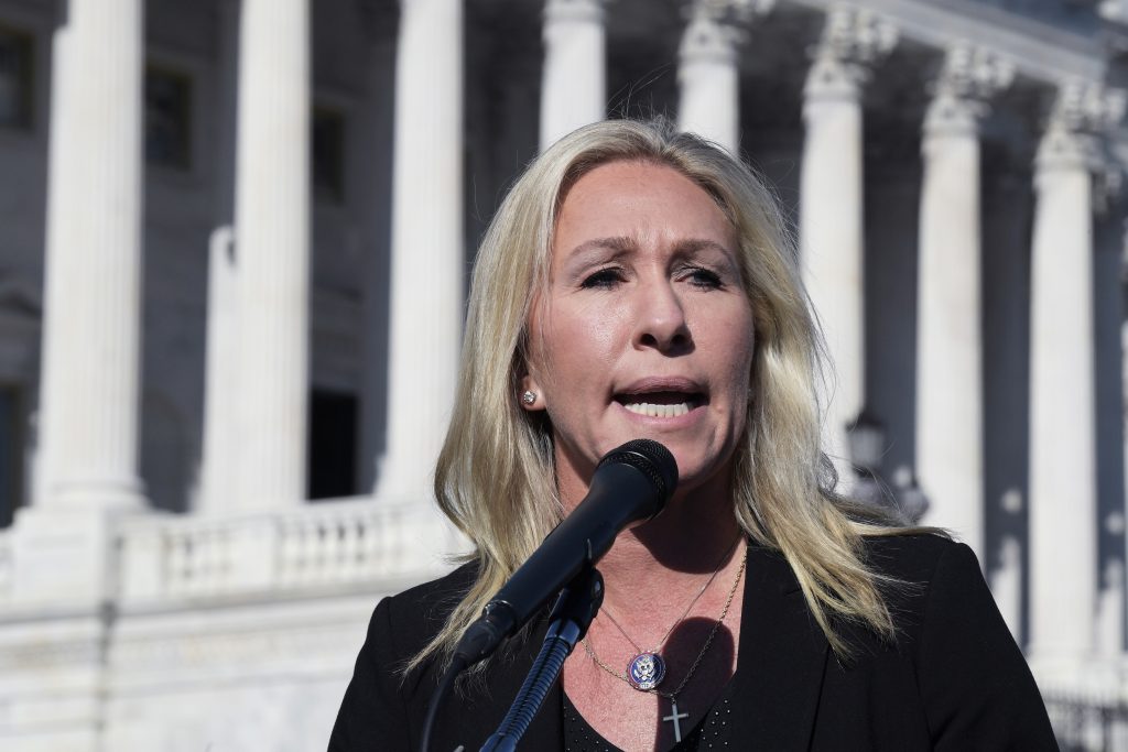 Twitter elimina la cuenta de la congresista estadounidense Marjorie Taylor Greene