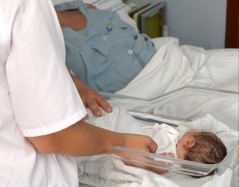 Canarias incorpora cuatro nuevas enfermedades raras al cribado de los recién nacidos