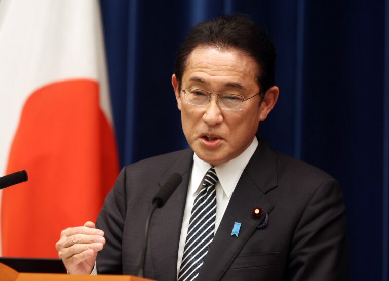 Japón limita el movimiento de los militares de EEUU ante el aumento de contagios de COVID-19 en sus bases