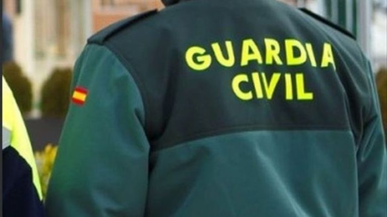 Un motorista resulta herido grave tras ser arrollado por un coche en Tenerife