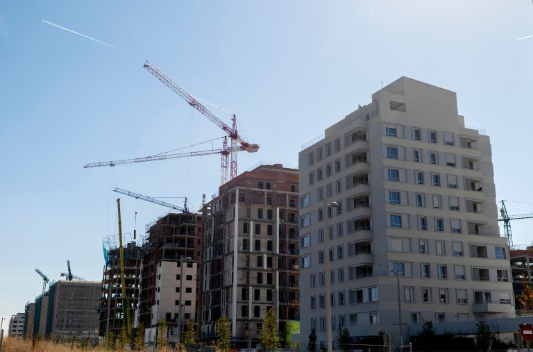 Los precios de las materias primas afecta al sector de la construcción en Canarias