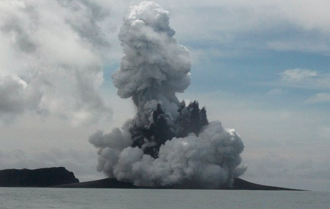 Nueva Zelanda confirma la segunda muerte por el tsunami en Tonga