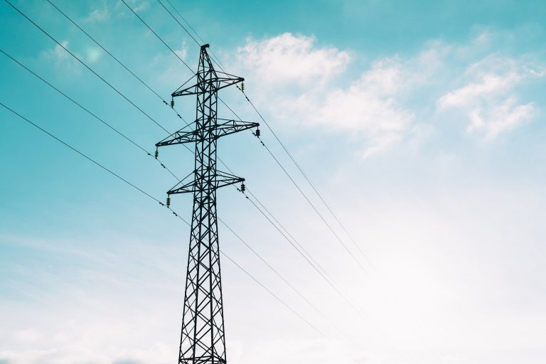 La electricidad sube este lunes un 20,5 %