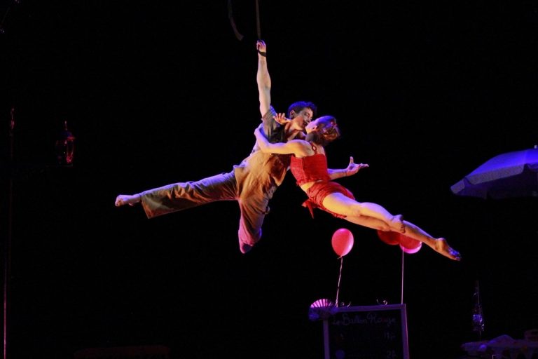 ‘Lumiéres foraines’ cierra la programación navideña en el Pérez Galdós