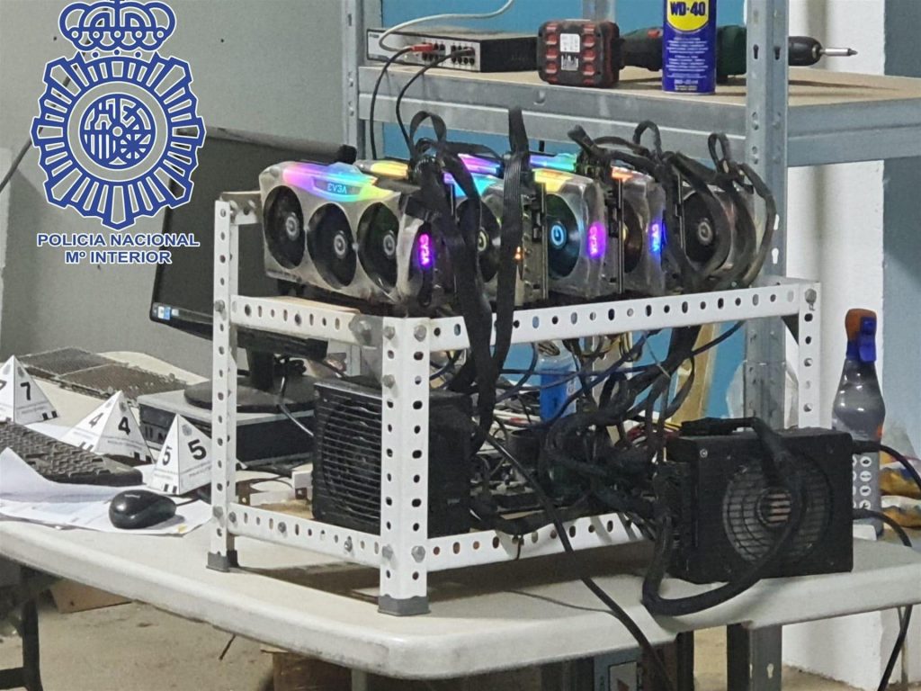 Desarticulan una red de narcotraficantes que blanqueaban con criptomonedas