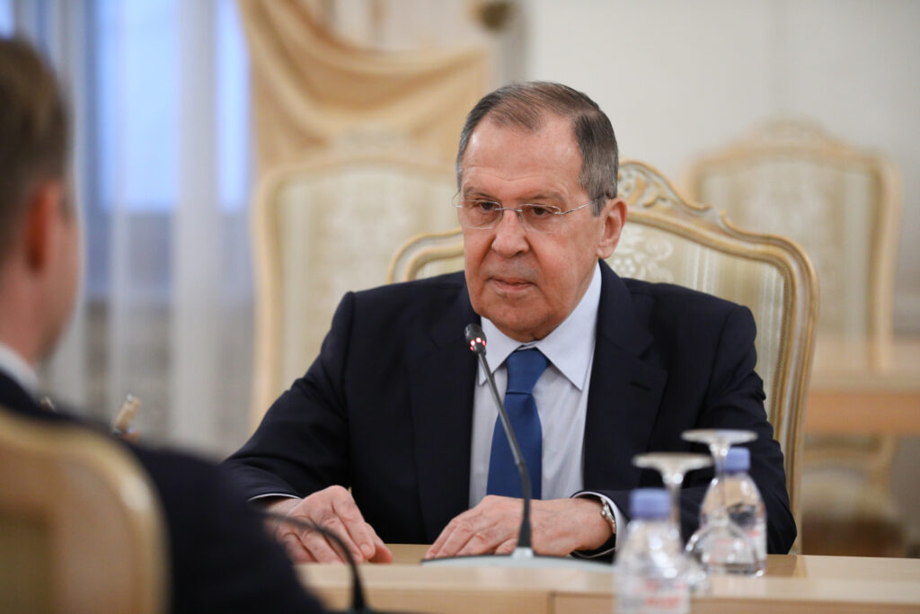 Lavrov advierte del "riesgo real" de una Tercera Guerra Mundial