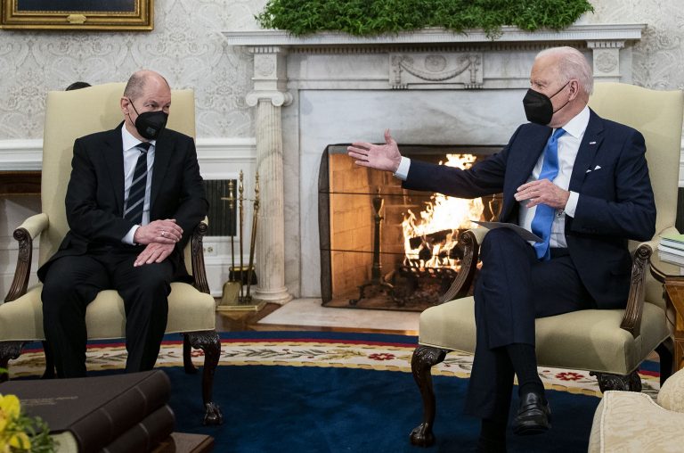 Biden ve inteligente que los estadounidenses abandonen Ucrania