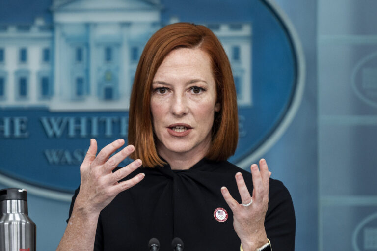 La Casa Blanca espera que Macron y Biden se reúnan «pronto»