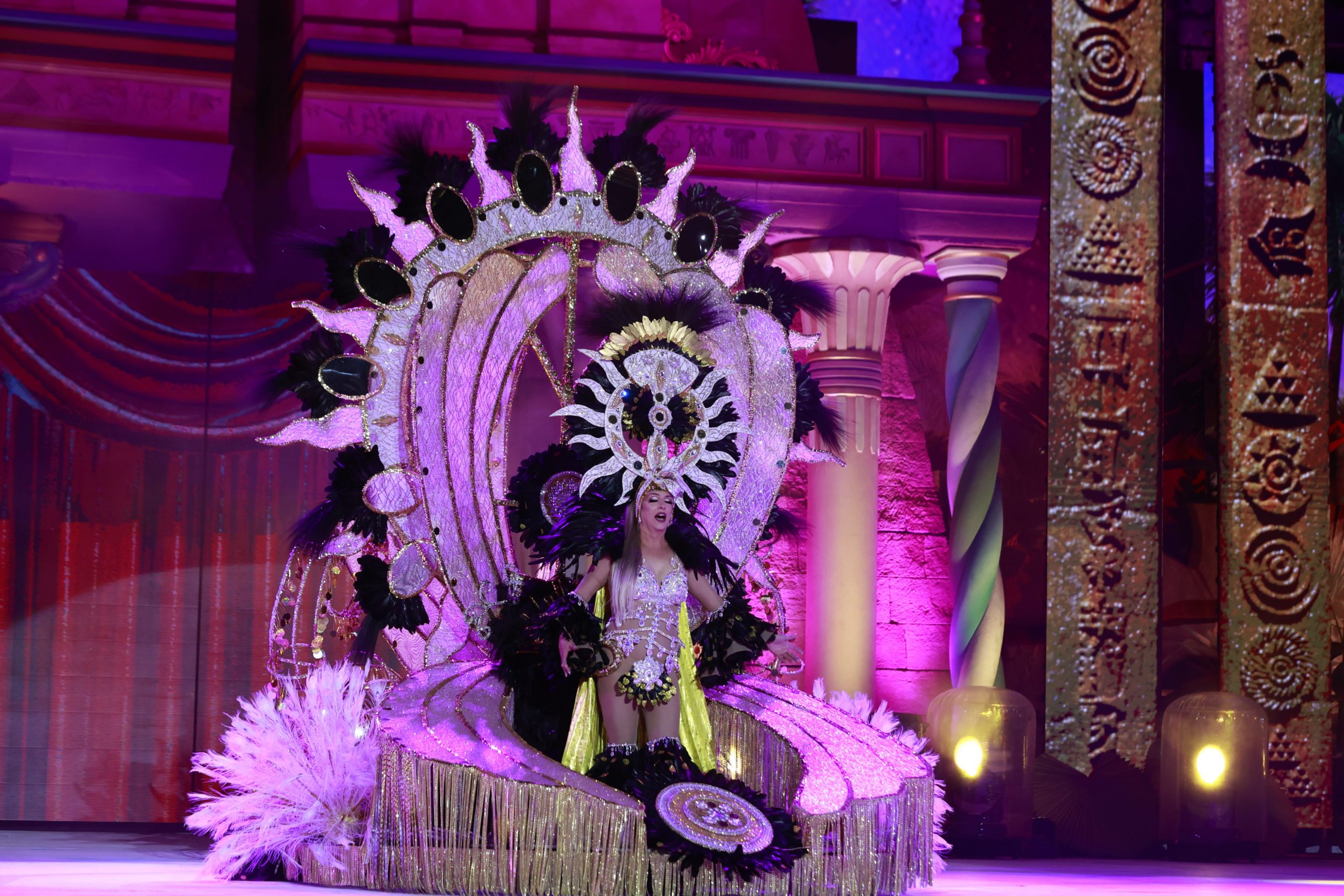 Dama de la Gran Dama Carnaval 2022