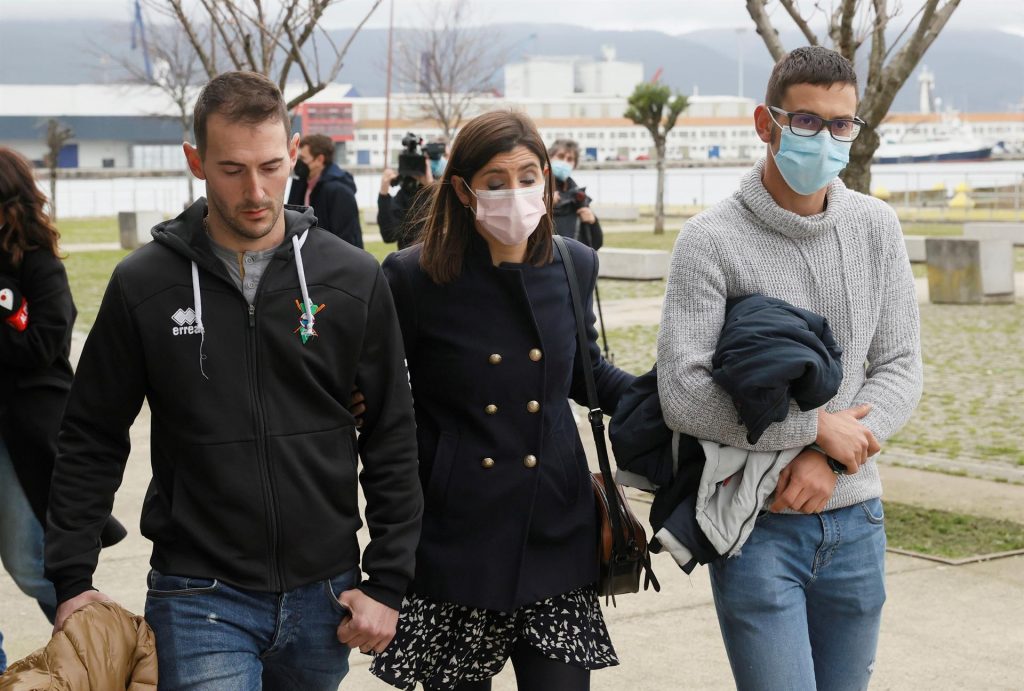 España, de luto oficial este lunes por el naufragio del 'Villa de Pitanxo'