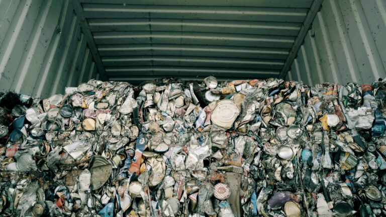 El proyecto de ley contra el desperdicio alimentario contempla multas de hasta 500.000 euros