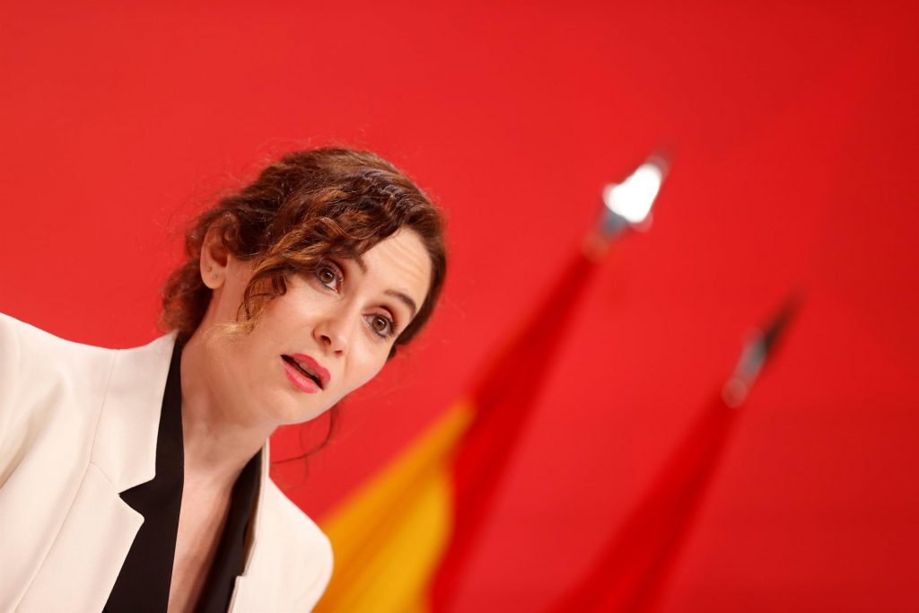 Ayuso reconoce que su hermano cobró una comisión pero que no ayudó