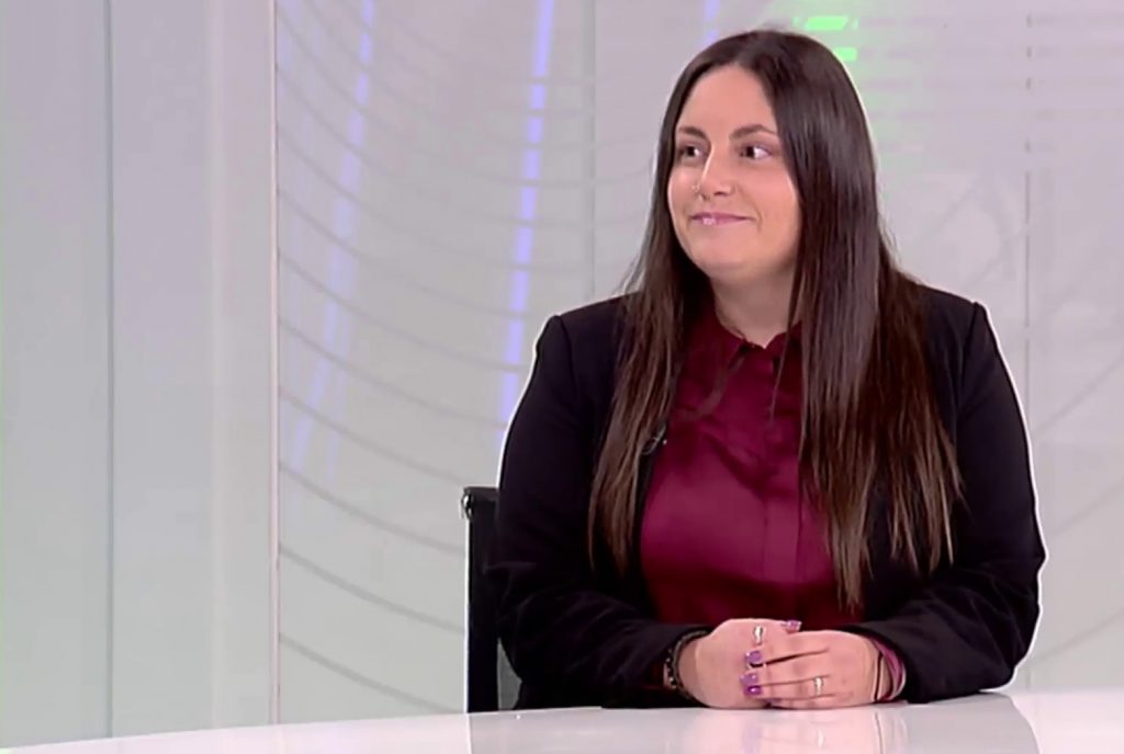 Laura Fuentes (Sí Podemos): "Tiene que haber un compromiso real por parte del Estado para que podamos atender a estos niños de forma digna"