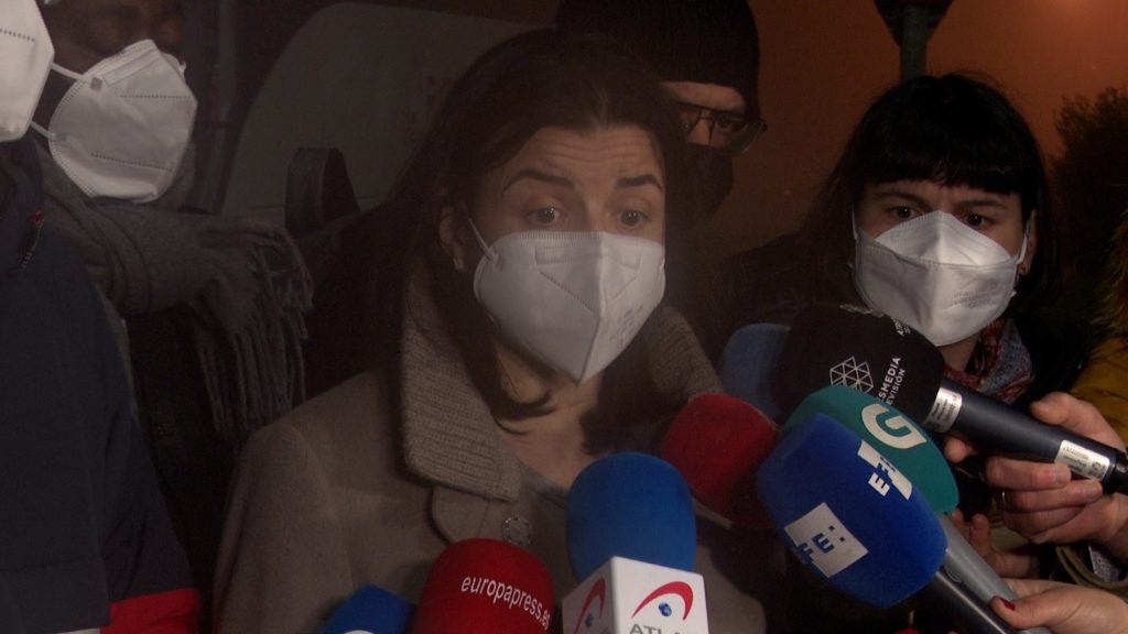 Sánchez escucha a los familiares de los desaparecidos