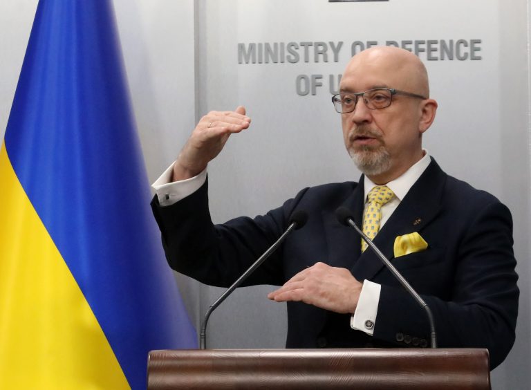 Ucrania niega la retirada de tropas rusas a pesar de las informaciones de Moscú