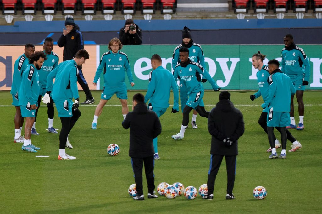 El Real Madrid desafía al PSG, la mejor plantilla del mundo