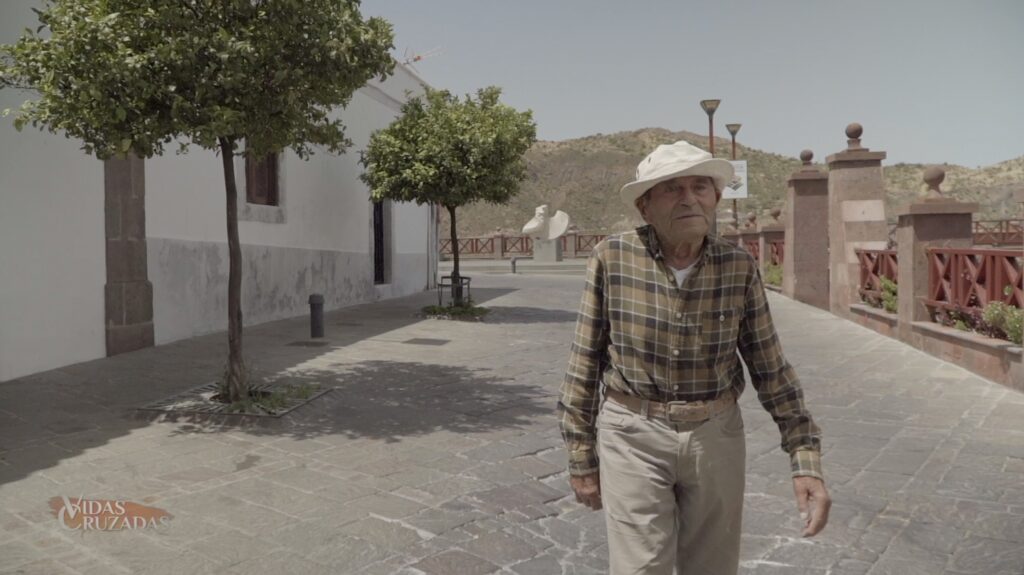 Marisol Ayala da voz a las historias conmovedoras de varios canarios 