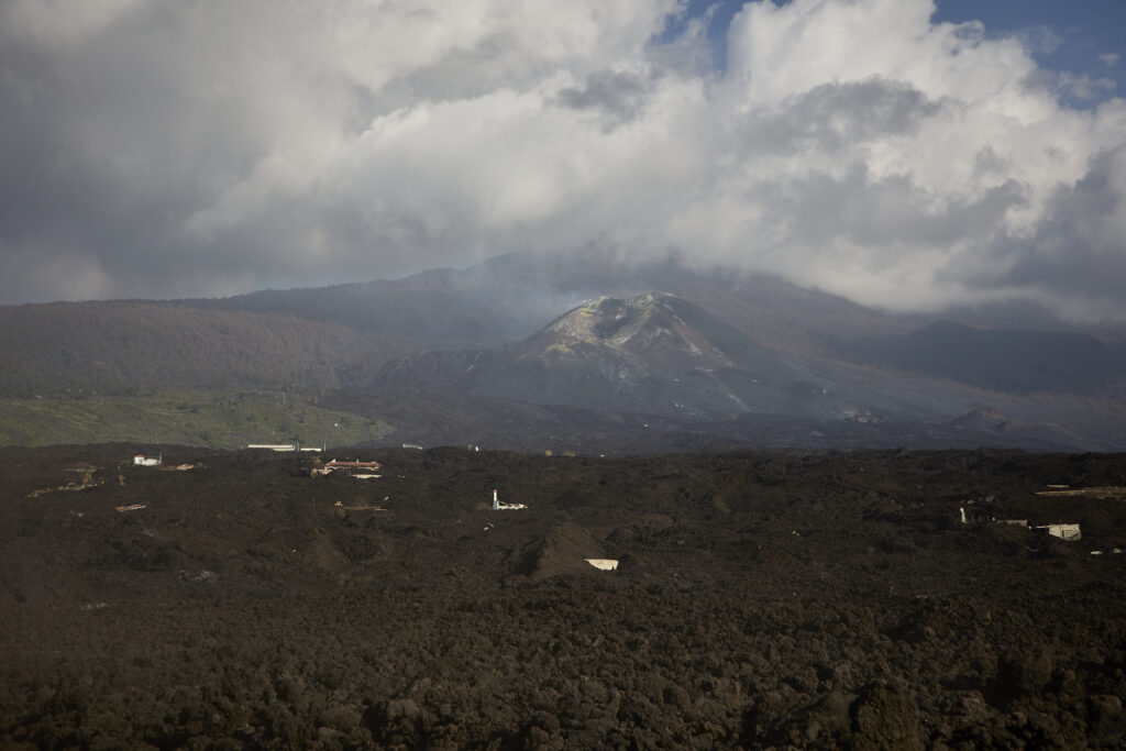 Construirán una carretera sobre las coladas entre Puerto Naos y Tazacorte