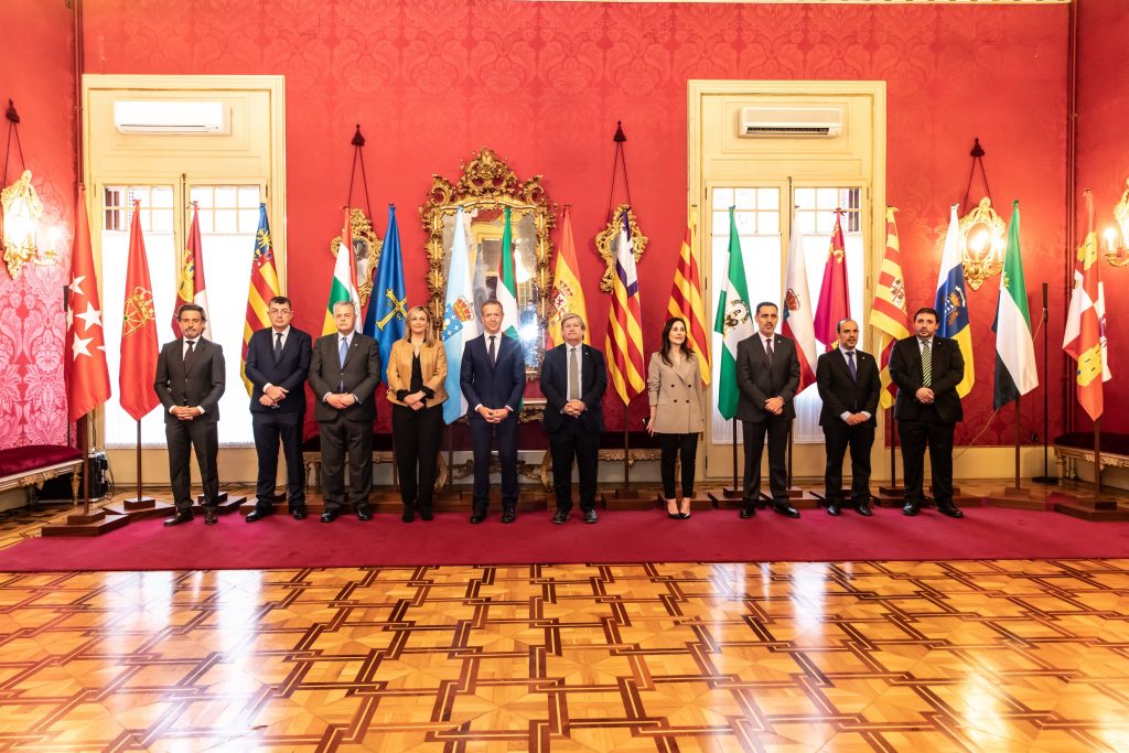 Los Parlamentos autonómicos defienden la soberanía Ucrania y piden solidaridad con los migrantes