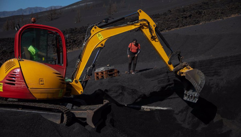El cruce de La Laguna, en La Palma, se reabrió este miércoles