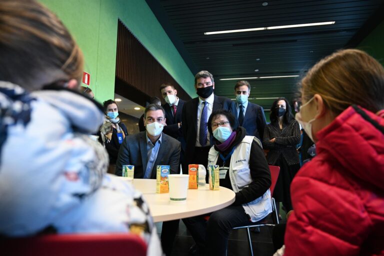 Unos 30 niños con cáncer llegan este viernes desde Ucrania en un avión de Defensa