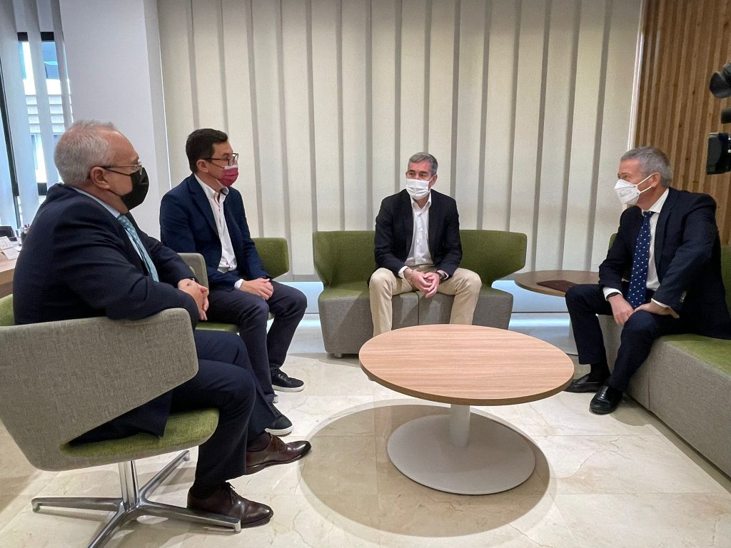 Empresarios y CC piden bajar los impuestos para paliar la inflación