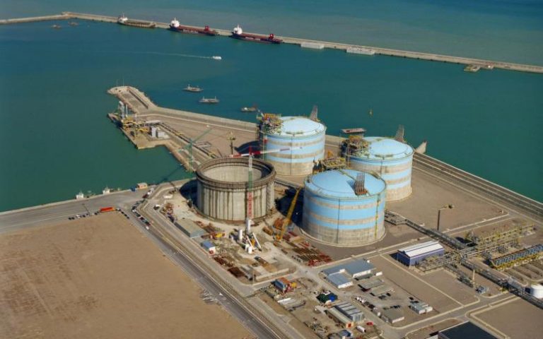 El Frente Canario contra el Gas se manifiesta contra las plantas regasificadoras en Canarias