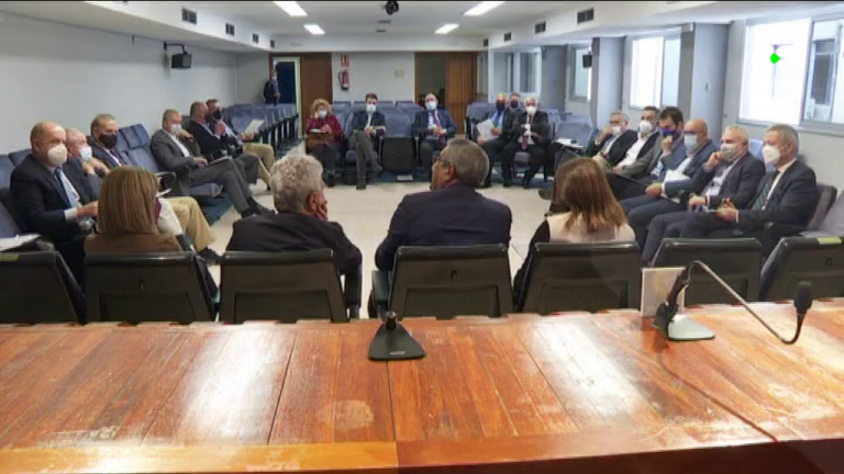 El Gobierno aboga por ayudar a los sectores afectados por la guerra de Ucrania frente a bajar impuestos