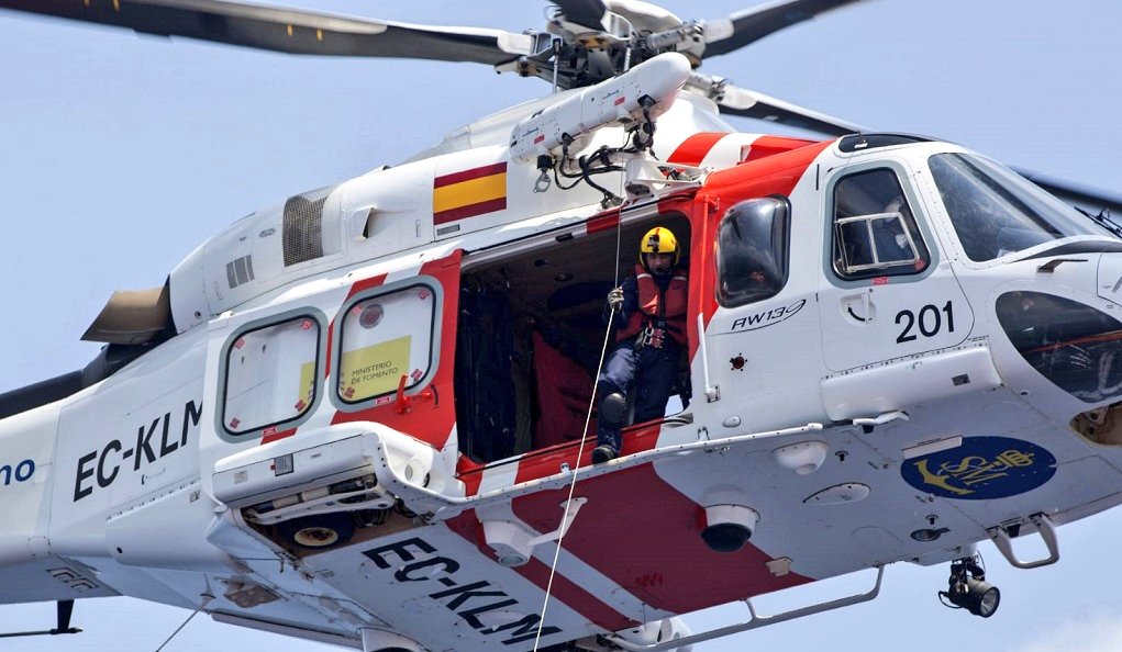 Evacuado a Fuerteventura a un tripulante enfermo del carguero Doro