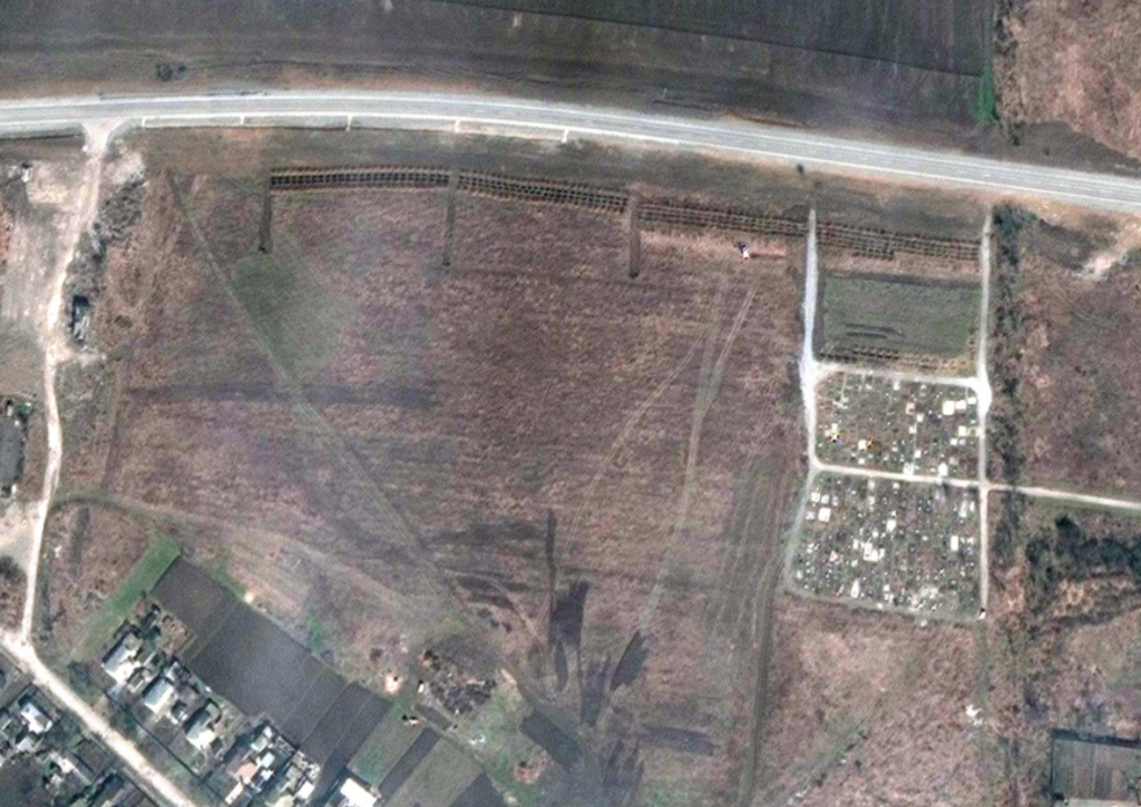 El alcalde de Mariúpol denuncia una gran fosa común donde podrían estar enterradas entre 3.000 y 9.000 personas