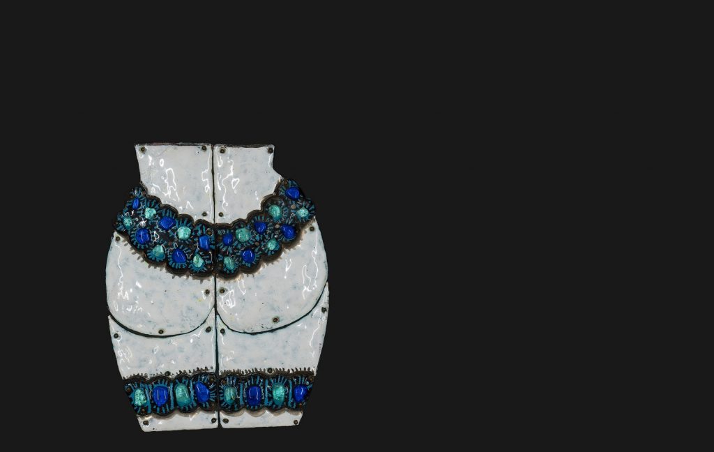 Pilar Carreño: "Maud volcó en el esmalte su mundo personal"