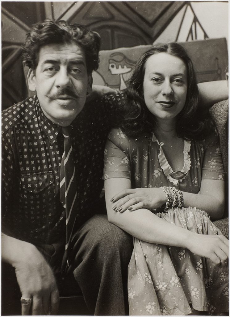 Pilar Carreño: "Maud volcó en el esmalte su mundo personal"